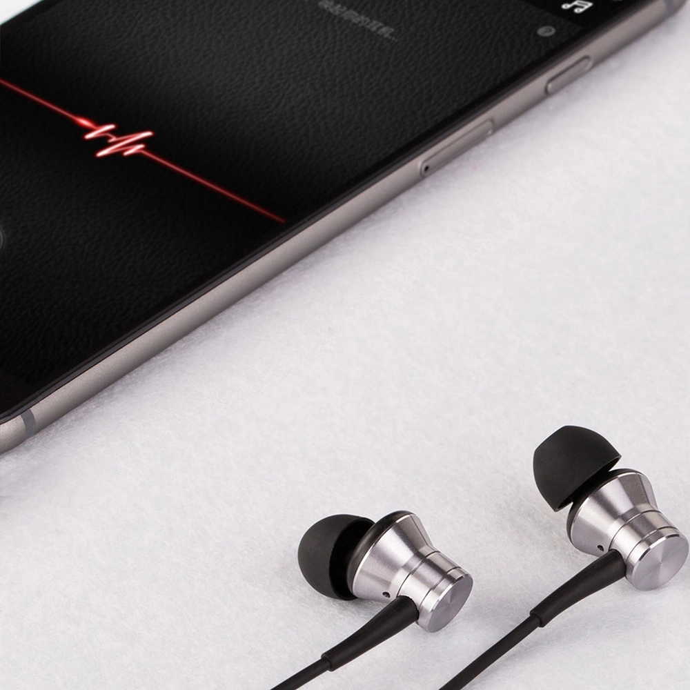 Casti Audio In Ear Piston Fit, Buton Control Volum, Microfon, Mufa Jack 3.5 mm, Argintiu