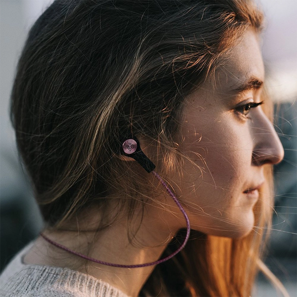 Casti Wireless Bluetooth H5 In Ear Cu Microfon Si Buton Control Optimizat Pentru iOS, Roz